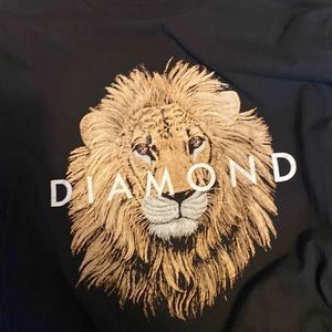Lion Diamond Graphic Tee